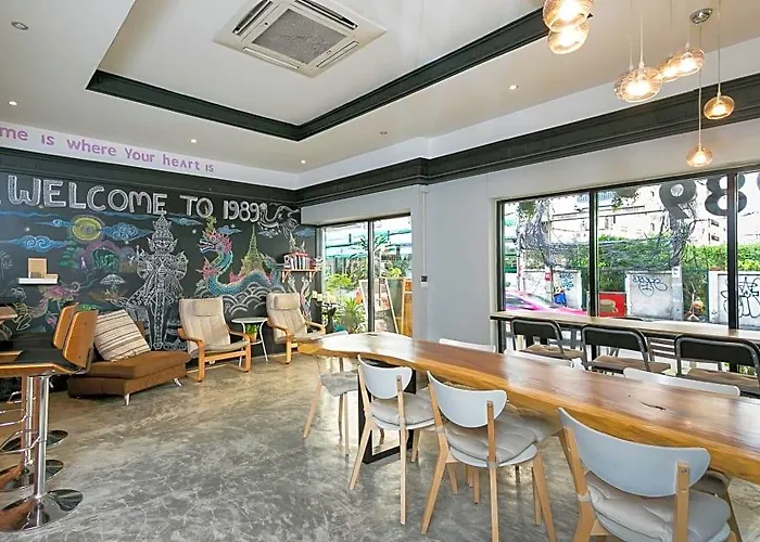 1989 & Cafe Hotel Bangkok