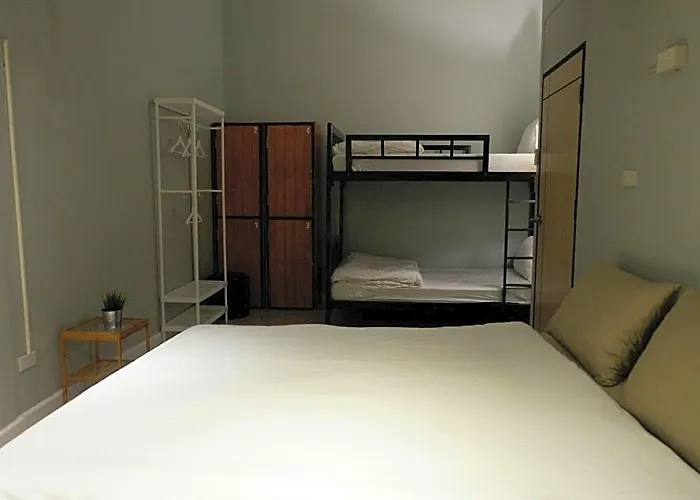1989 & Cafe Hotel Bangkok